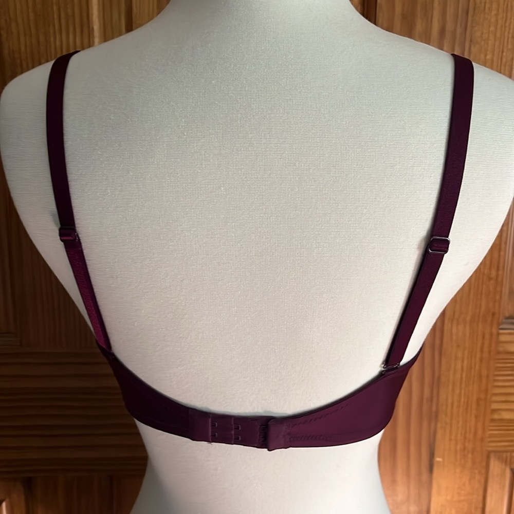 Victoria’s Secret Lightly Lined Demi With Cage Detail - Picture 3 of 5